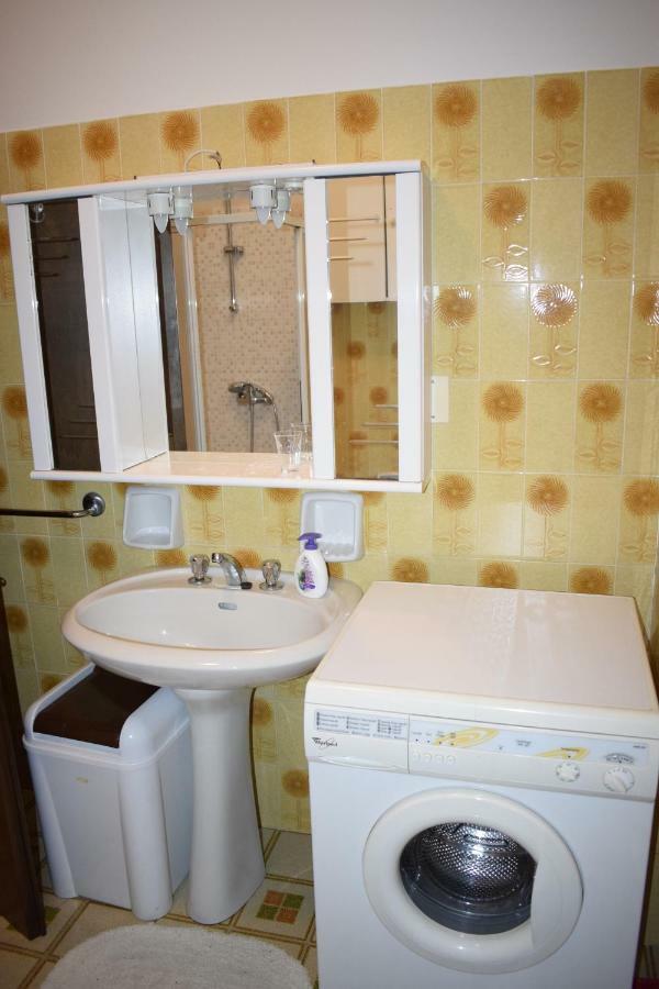 Aldinhaus Apartment Brenzone sul Garda Ngoại thất bức ảnh